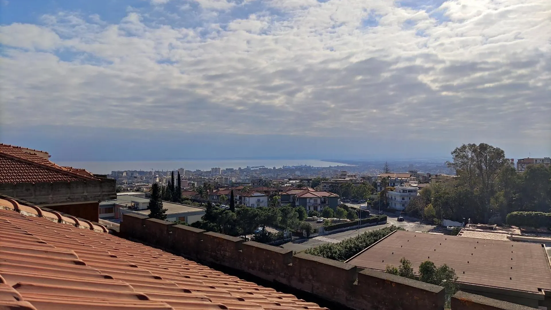 Le Finestrine location